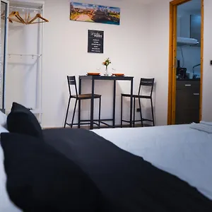 Manzoni 10 Apartamento